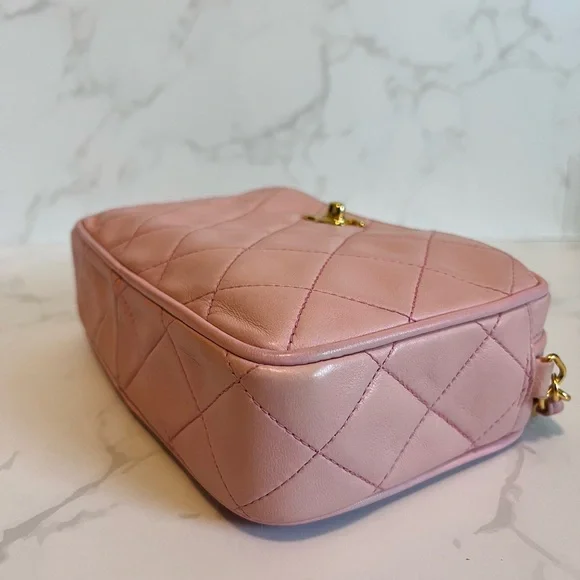 SOLD Small Vintage CHANEL Pink Lambskin Camera Bag - Picture 6 of 13